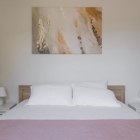 Sundial House Apartment Gouvia Ngoại thất bức ảnh