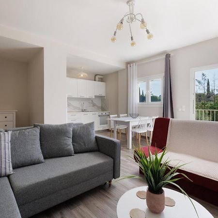 Sundial House Apartment Gouvia Ngoại thất bức ảnh