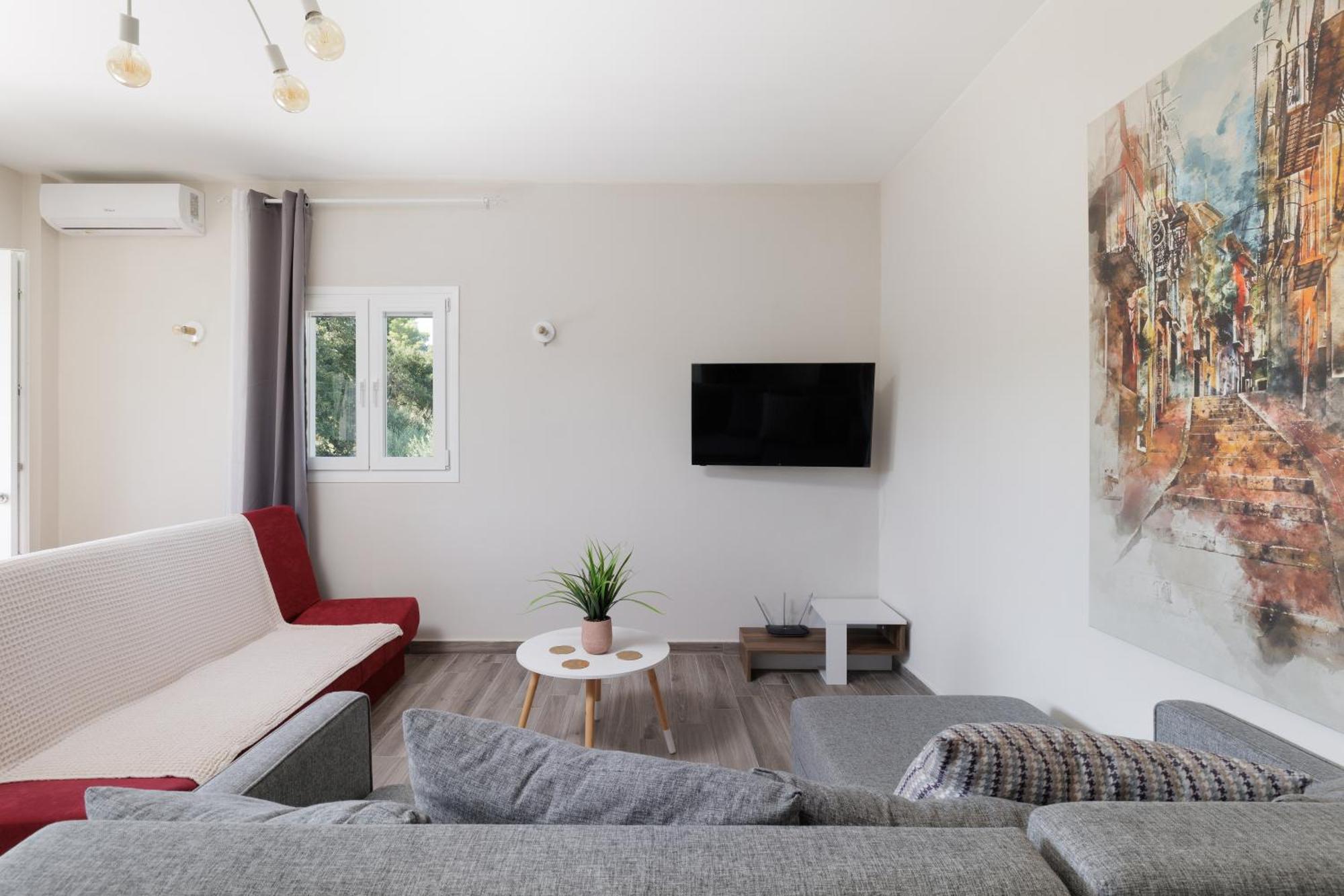 Sundial House Apartment Gouvia Ngoại thất bức ảnh