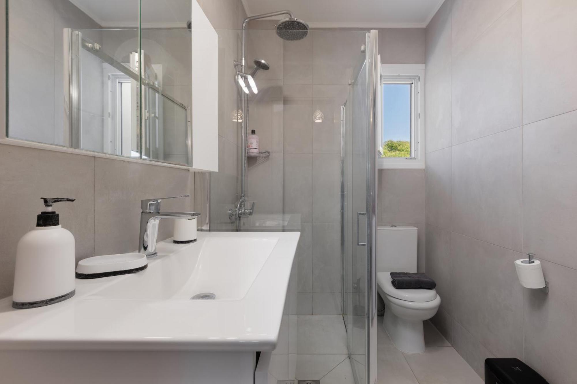 Sundial House Apartment Gouvia Ngoại thất bức ảnh