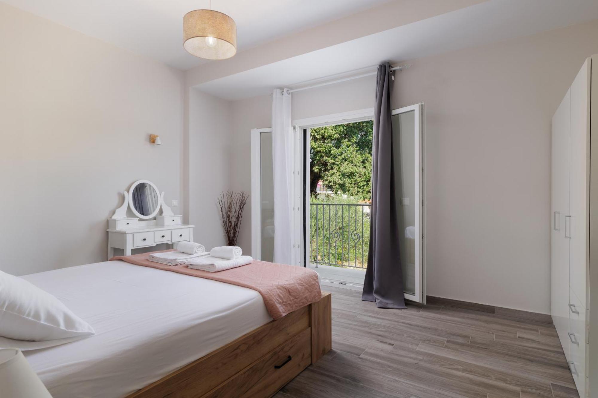 Sundial House Apartment Gouvia Ngoại thất bức ảnh