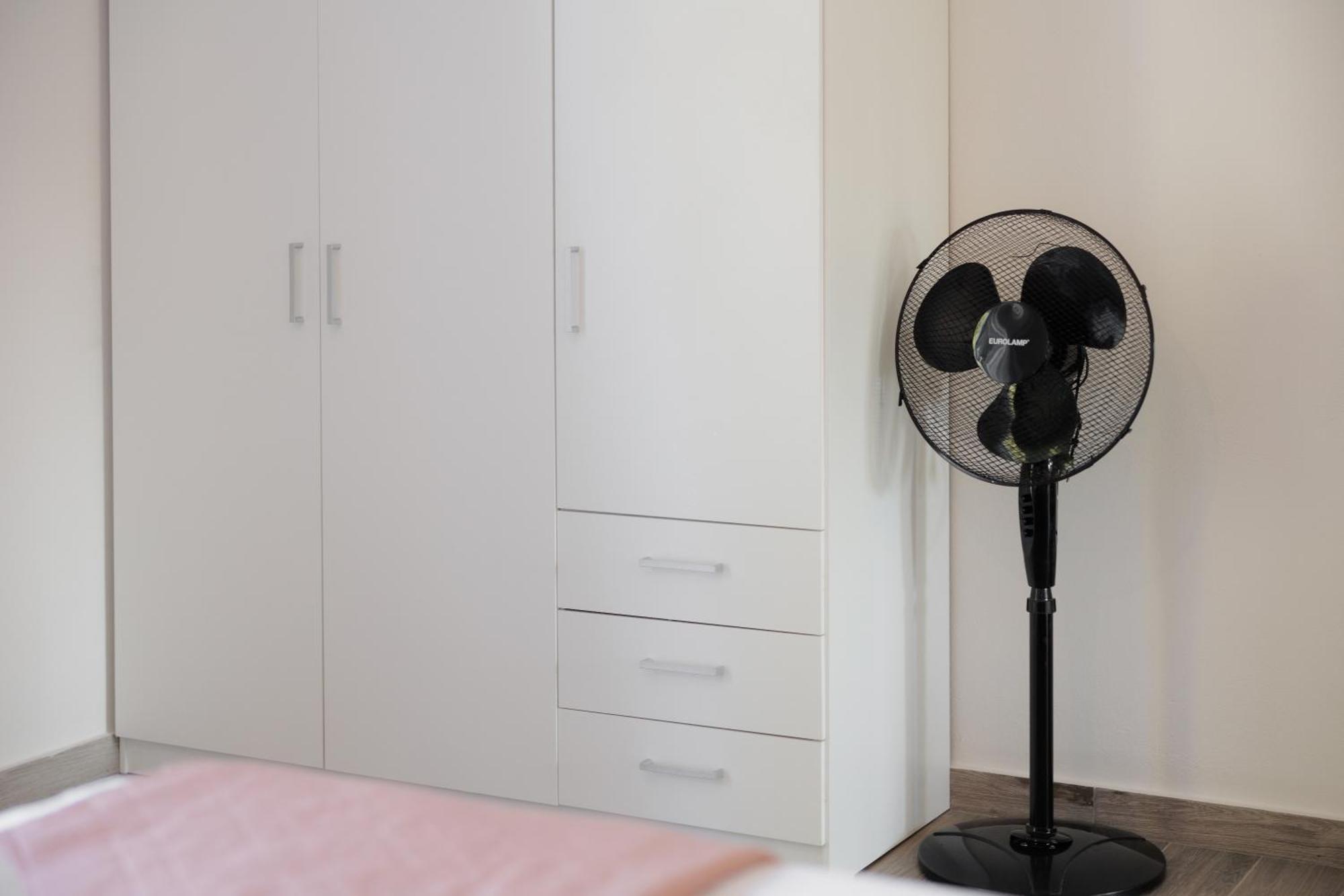 Sundial House Apartment Gouvia Ngoại thất bức ảnh